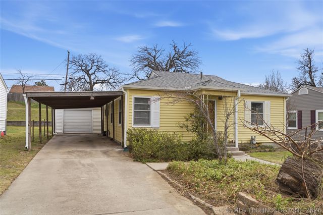 911 N Roosevelt Avenue, Sand Springs, OK 74063