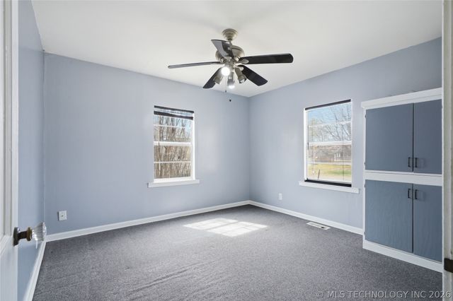 911 N Roosevelt Avenue, Sand Springs, OK 74063