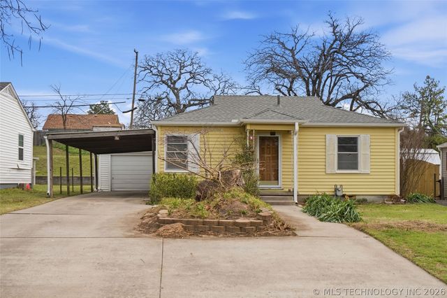 911 N Roosevelt Avenue, Sand Springs, OK 74063