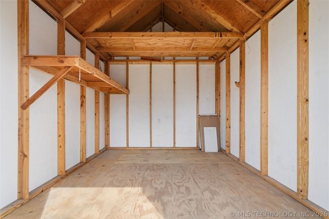 911 N Roosevelt Avenue, Sand Springs, OK 74063