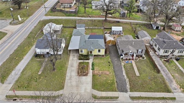 911 N Roosevelt Avenue, Sand Springs, OK 74063