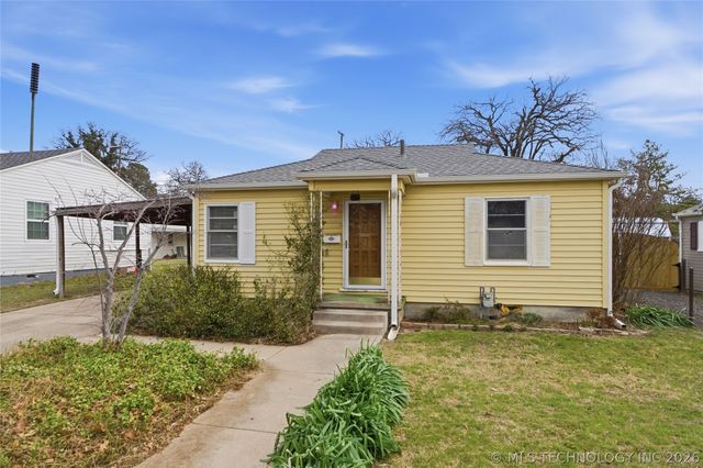 911 N Roosevelt Avenue, Sand Springs, OK 74063