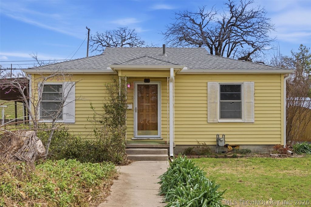 911 N Roosevelt Avenue, Sand Springs, OK 74063