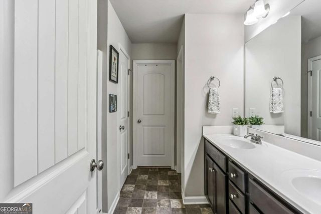 751 Walnut Woods Drive, Braselton, GA 30517