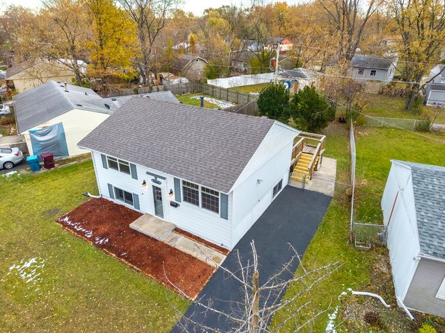 2444 Apache Avenue, Sauk Village, IL 60411