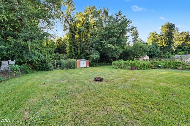 2052 Mango Circle, Fayetteville, NC 28304