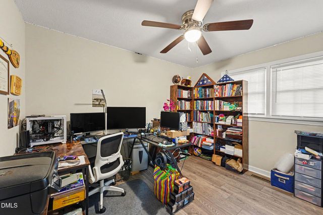 2052 Mango Circle, Fayetteville, NC 28304