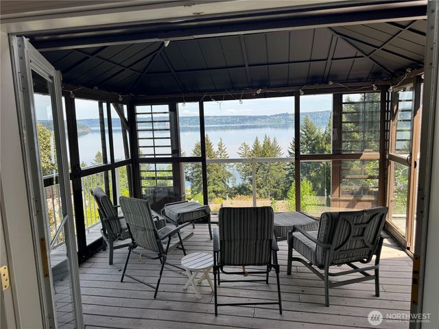 257 Never Give Up Road, Brinnon, WA 98320