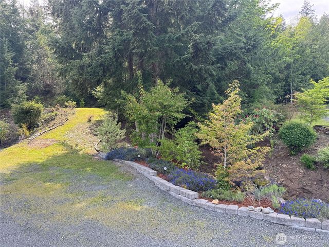 257 Never Give Up Road, Brinnon, WA 98320
