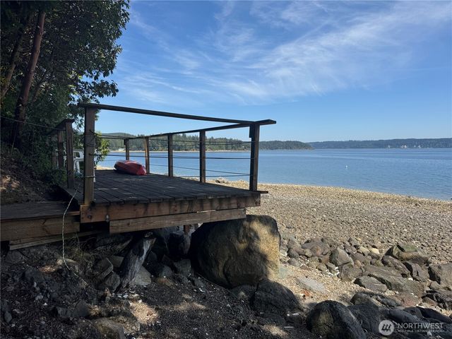 257 Never Give Up Road, Brinnon, WA 98320