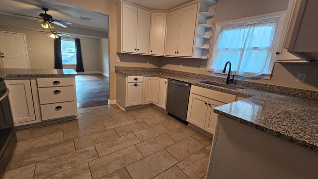 4405 Alice Street, Houston, TX 77021