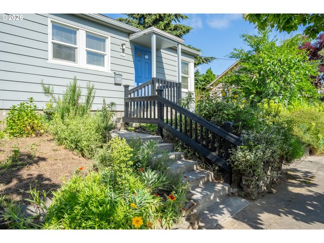 305 Ne 26TH Ave, Portland, OR 97232