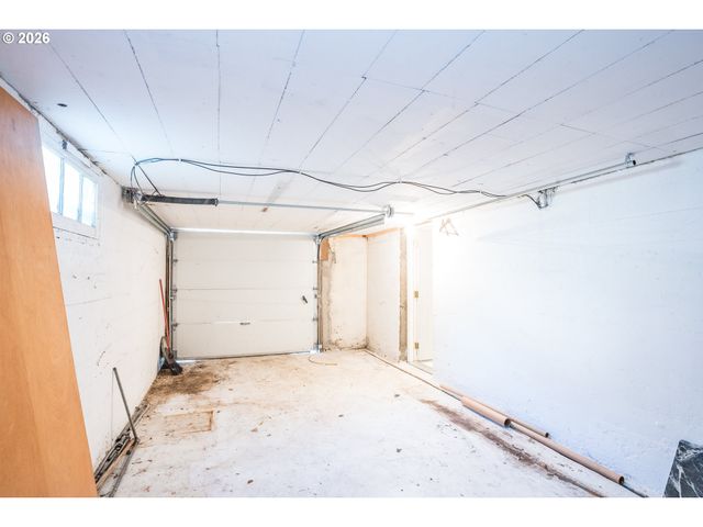 305 Ne 26TH Ave, Portland, OR 97232