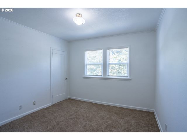 305 Ne 26TH Ave, Portland, OR 97232