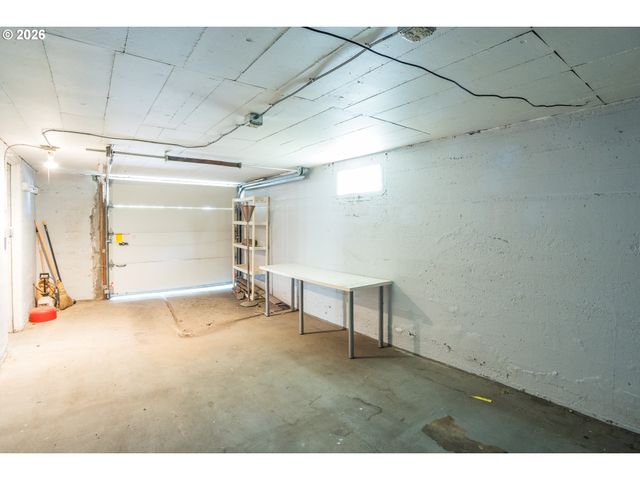 305 Ne 26TH Ave, Portland, OR 97232