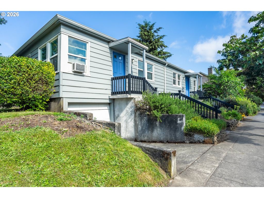 305 Ne 26TH Ave, Portland, OR 97232