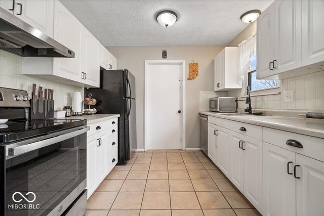 2310 Osman Lane, Greenfield, IN 46140