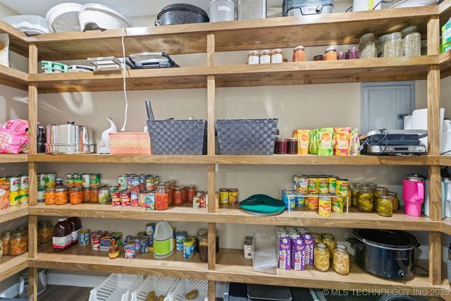 1175 W Pine Street, Westville, OK 74965