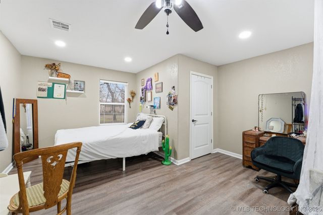 1175 W Pine Street, Westville, OK 74965