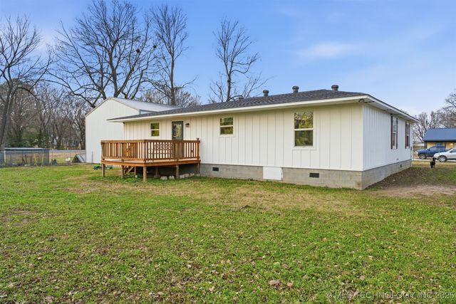 1175 W Pine Street, Westville, OK 74965