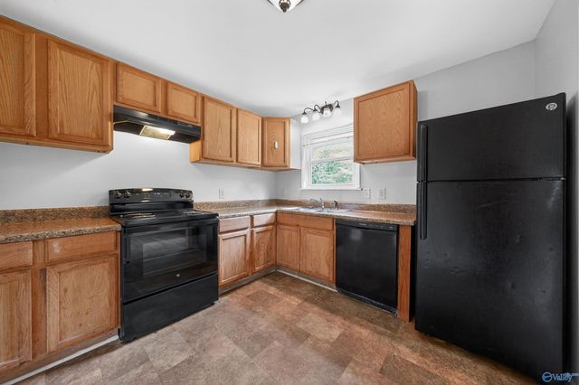4056 Knollbrook Drive NW, Huntsville, AL 35810