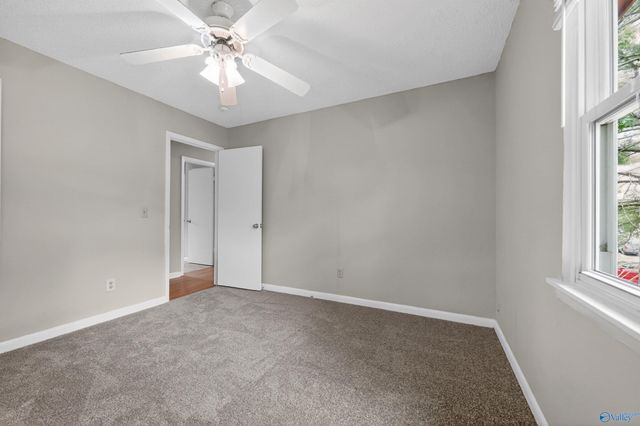 4056 Knollbrook Drive NW, Huntsville, AL 35810