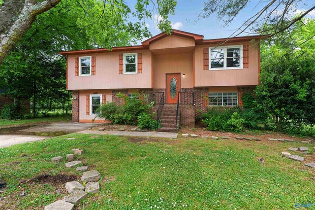 4056 Knollbrook Drive NW, Huntsville, AL 35810