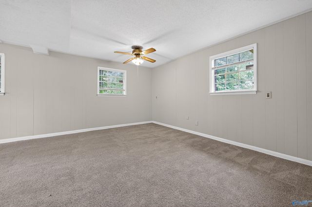 4056 Knollbrook Drive NW, Huntsville, AL 35810