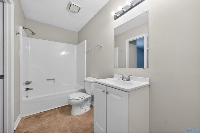 4056 Knollbrook Drive NW, Huntsville, AL 35810