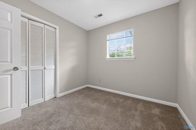 4056 Knollbrook Drive NW, Huntsville, AL 35810