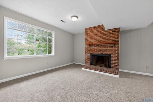 4056 Knollbrook Drive NW, Huntsville, AL 35810