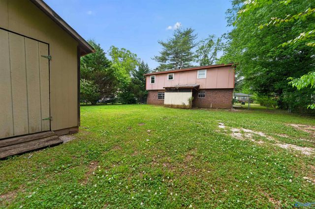 4056 Knollbrook Drive NW, Huntsville, AL 35810