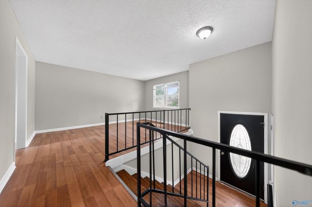 4056 Knollbrook Drive NW, Huntsville, AL 35810