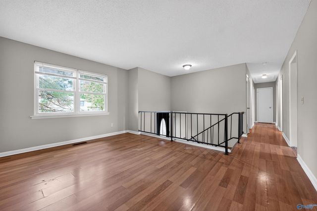 4056 Knollbrook Drive NW, Huntsville, AL 35810