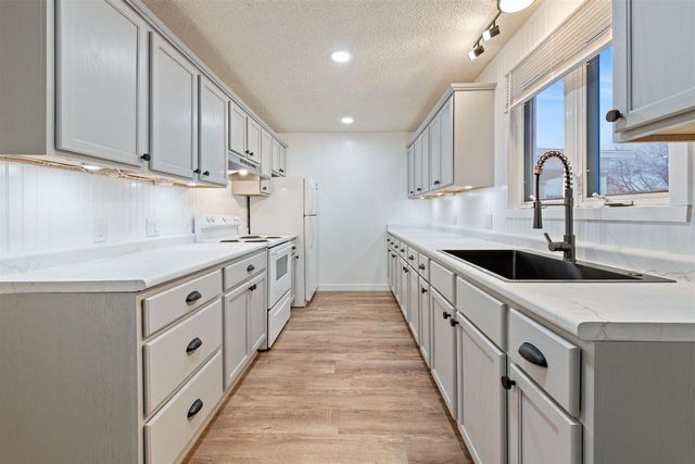 721 TERRACE AVENUE, Marinette, WI 54143