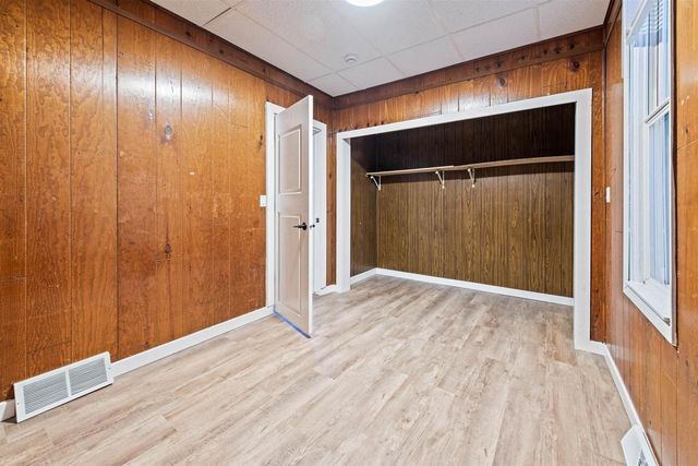 721 TERRACE AVENUE, Marinette, WI 54143