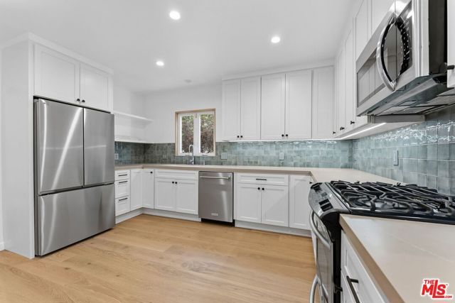 8833 Ashcroft Avenue, West Hollywood, CA 90048