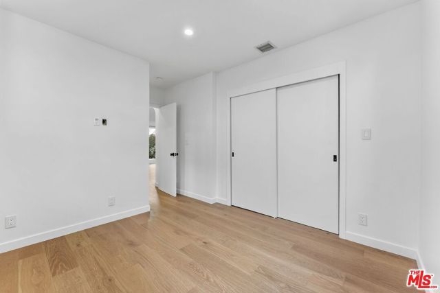 8833 Ashcroft Avenue, West Hollywood, CA 90048