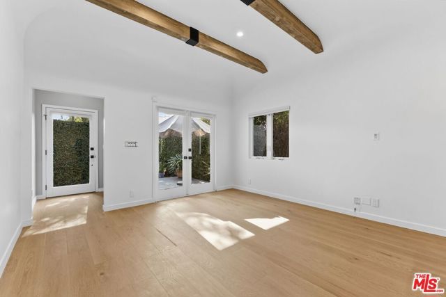 8833 Ashcroft Avenue, West Hollywood, CA 90048