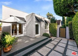 8833 Ashcroft Avenue, West Hollywood, CA 90048
