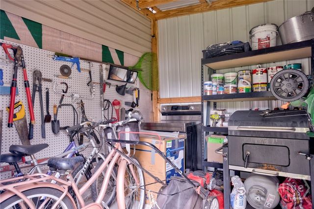 111 Mustang Drive, Guyton, GA 31312