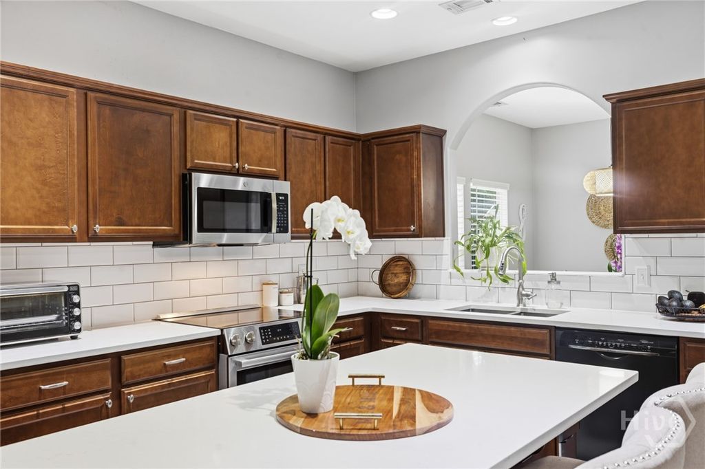 Image 20 of property listing at 111 Mustang Drive, Guyton, GA 31312