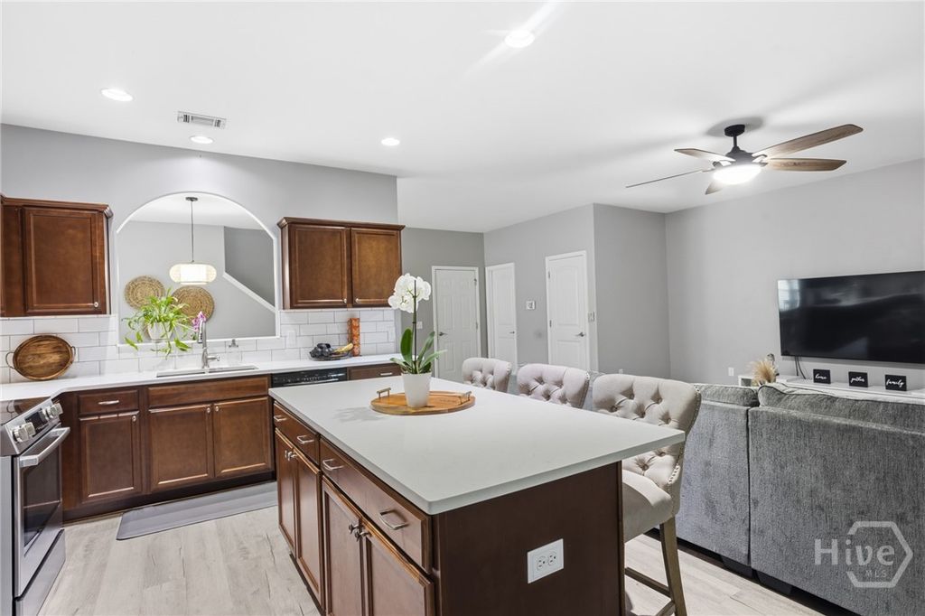 Image 22 of property listing at 111 Mustang Drive, Guyton, GA 31312
