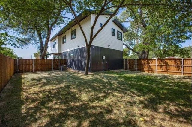 10803 Mandalay Drive, Dallas, TX 75228