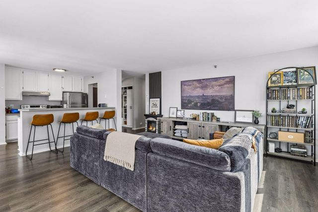 433 S 7th Street 1701, Minneapolis, MN 55415