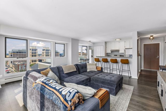 433 S 7th Street 1701, Minneapolis, MN 55415