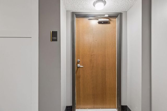 433 S 7th Street 1701, Minneapolis, MN 55415
