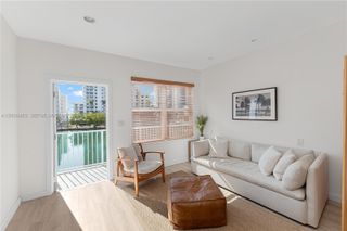 2445 Lake Pancoast Dr M, Miami Beach, FL 33140