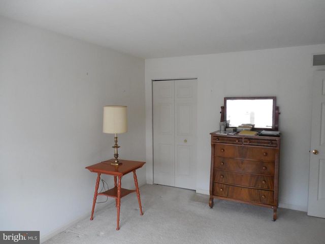 323 PARKVIEW DR, Souderton, PA 18964