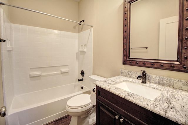 26152 Avenue E A, Montgomery, TX 77356